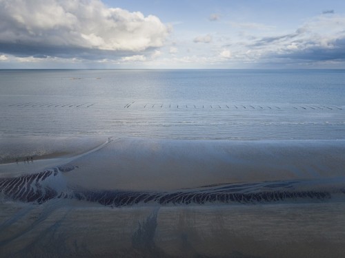 Photo aérienne par drone. Plage à marée basse, Utah Beach. | Philippe DUREUIL Photographie