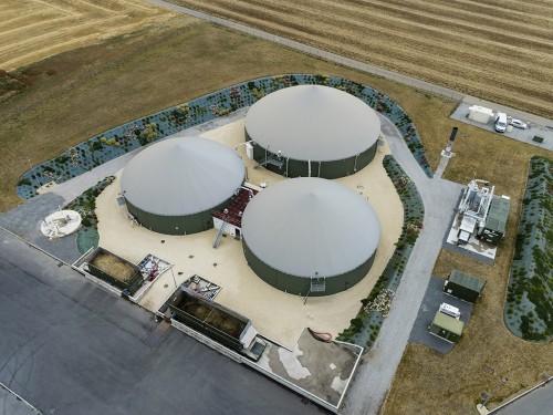 Photographie aérienne par drone d'un site de production de biogaz. Client : GRDF | Philippe DUREUIL Photographie