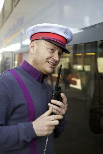 Portrait corporate réalisé en Gare pour le Rapport Annuel d'Activité TER PROVENCE-ALPES-CÔTE D'AZUR. Reportage photographique corporate commandé par la SNCF. | Philippe DUREUIL Photographie