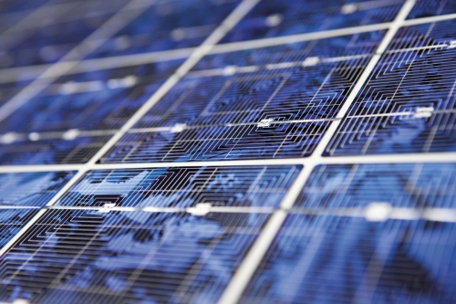 Panneau solaire - Photographie développement durable réalisée pour Interface Flor en Hollande. Photo sur le thème des énergies renouvelables. | Philippe DUREUIL Photographie