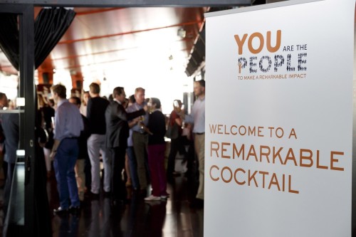 Événement festif international d'entreprise, cocktail de bienvenue. Client : Abbvie. | Philippe DUREUIL Photographie