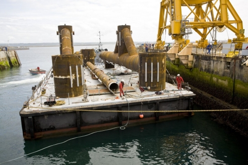 Reportage photographique sur la construction de l'hydrolienne l'Arcouest du groupe EDF - Photographies de reportage réalisées sur le site de la société Naval Group à Brest. Agence Toma. | Philippe DUREUIL Photographie