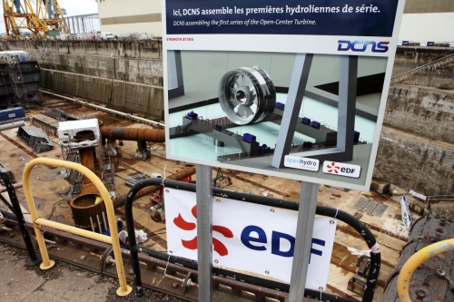 Photographie industrielle réalisée sur le chantier de construction de l'hydrolienne l'Arcouest du groupe EDF. Site de la société Naval Group à Brest. | Philippe DUREUIL Photographie