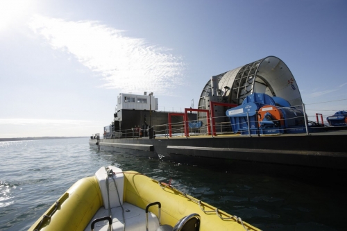 Photographie offshore. Essais en mer de l'hydrolienne l'Arcouest du groupe EDF. Reportage photographique réalisée pour EDF & Naval Group. | Philippe DUREUIL Photographie