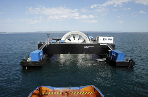 Reportage photographique offshore. Essais en mer de l'hydrolienne l'Arcouest du groupe EDF. Photographies de reportage réalisées pour EDF & Naval Group. | Philippe DUREUIL Photographie