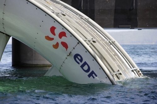 Reportage photographique offshore. Essais en mer de l'hydrolienne l'Arcouest du groupe EDF. Photographies de reportage réalisées pour EDF & Naval Group. | Philippe DUREUIL Photographie