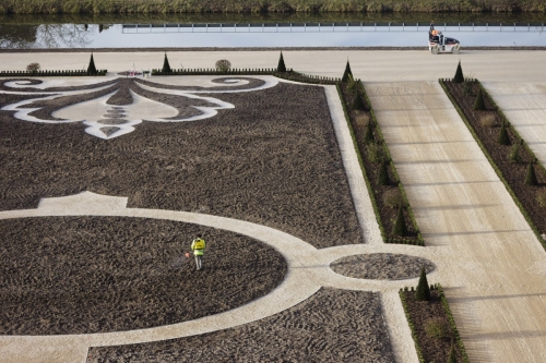 Photo du chantier de restitution des jardins du château de Chambord réalisée depuis les terrasses. | Philippe DUREUIL Photographie