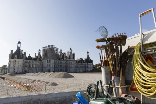 Photographie de reportage sur les travaux de restitution des jardins à la française du château de Chambord. | Philippe DUREUIL Photographie