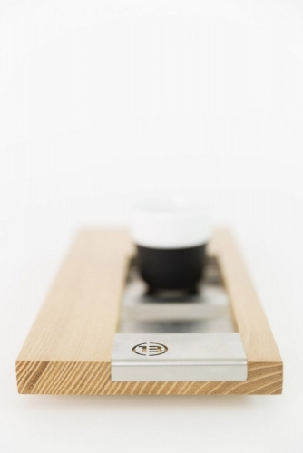 Photographie de packshot d'un objet design. Plateau de service à café dessiné par le designer Thierry Bonne. | Philippe DUREUIL Photographie