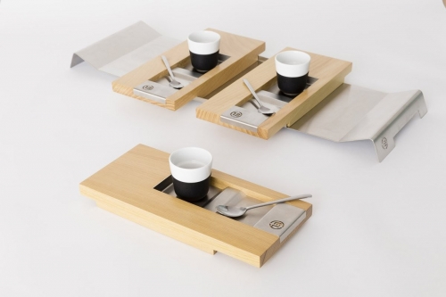 Photo de packshot d'objets design. Plateaux de service à café dessinés par le designer Thierry Bonne. | Philippe DUREUIL Photographie