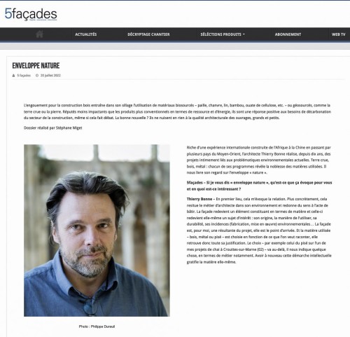 Portrait de l'architecte Thierry Bonne illustrant l'article "Enveloppe Nature" dans le Magazine 5façades | Philippe DUREUIL Photographie