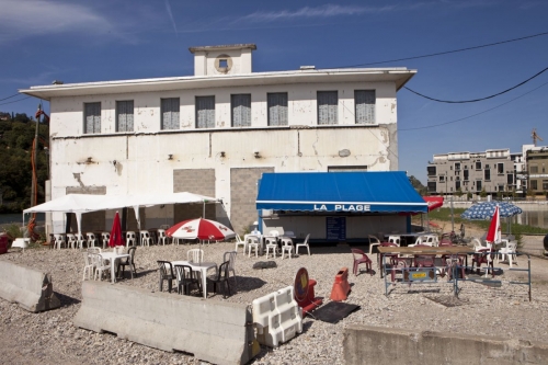 Photographie de la vie quotidienne. Bar La Plage. | Philippe DUREUIL Photographie