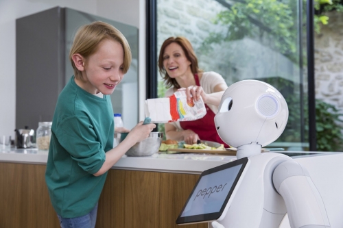 Photographie lifestyle dans une cuisine réalisée pour l'agence Toma. Annonceur : SoftBank Robotics. DA : Aurélien Esquivet. | Philippe DUREUIL Photographie