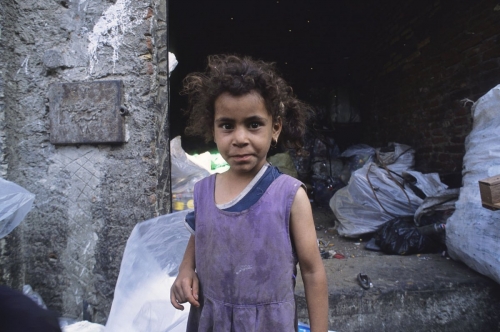 Portrait d'une jeune fille chiffonnière | Philippe DUREUIL Photographie